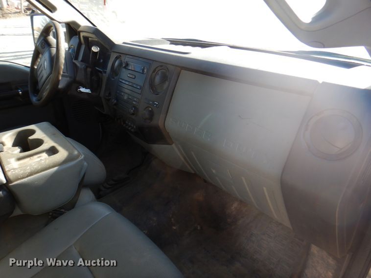 image for item DS5604 2012 Ford F550 Super Duty XL  flatbed truck