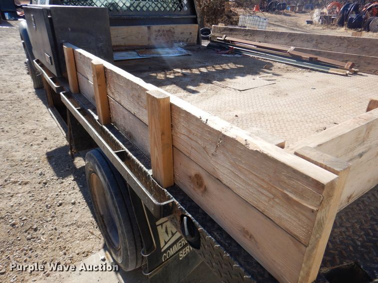 image for item DS5604 2012 Ford F550 Super Duty XL  flatbed truck