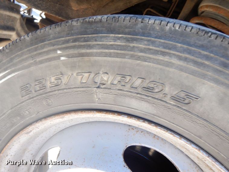 image for item DS5604 2012 Ford F550 Super Duty XL  flatbed truck