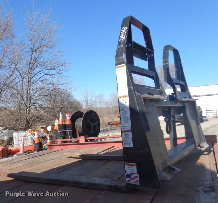 image for item DS5606 Woods 4400  48" L skid steer forks