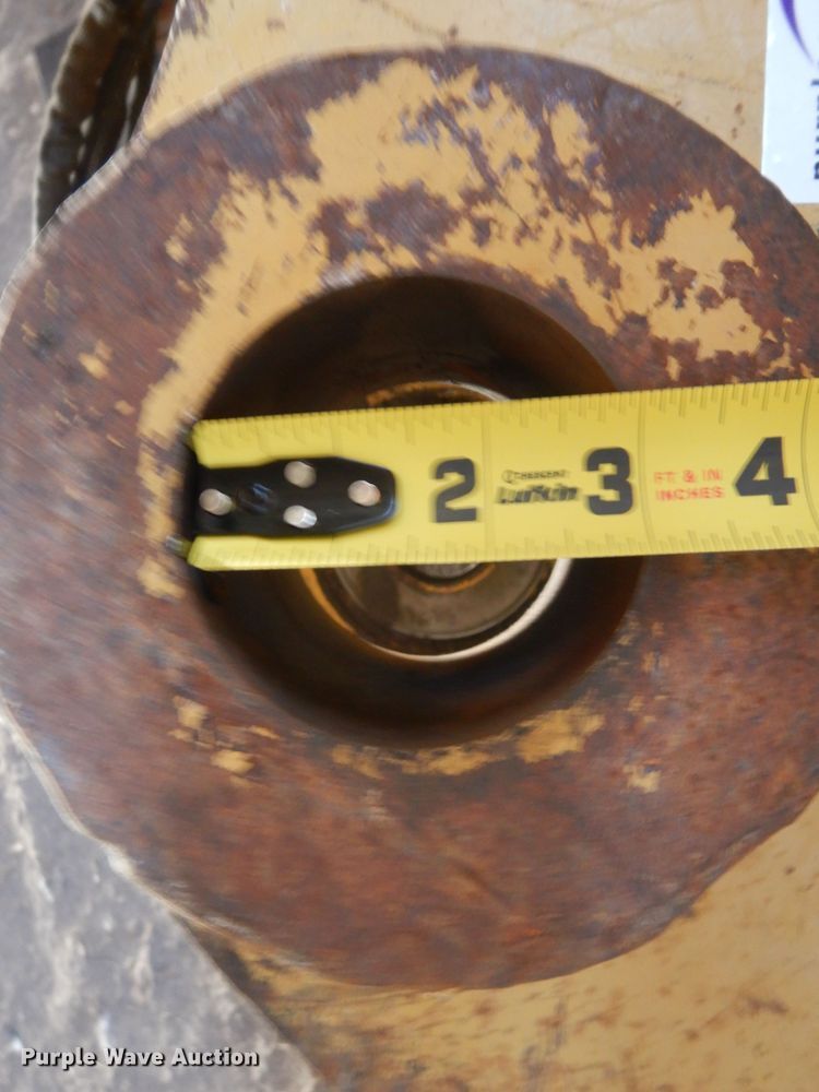 image for item EY9784 Caterpillar 292-451  excavator quick attach