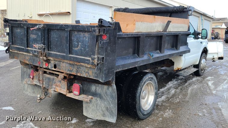 image for item GB9193 1999 Ford F450 Super Duty  dump truck
