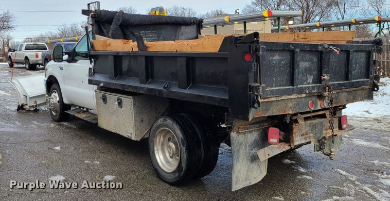 image for item GB9193 1999 Ford F450 Super Duty  dump truck