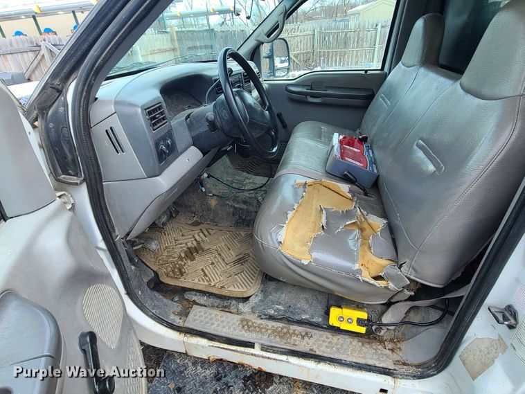 image for item GB9193 1999 Ford F450 Super Duty  dump truck