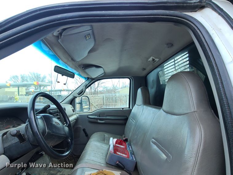 image for item GB9193 1999 Ford F450 Super Duty  dump truck