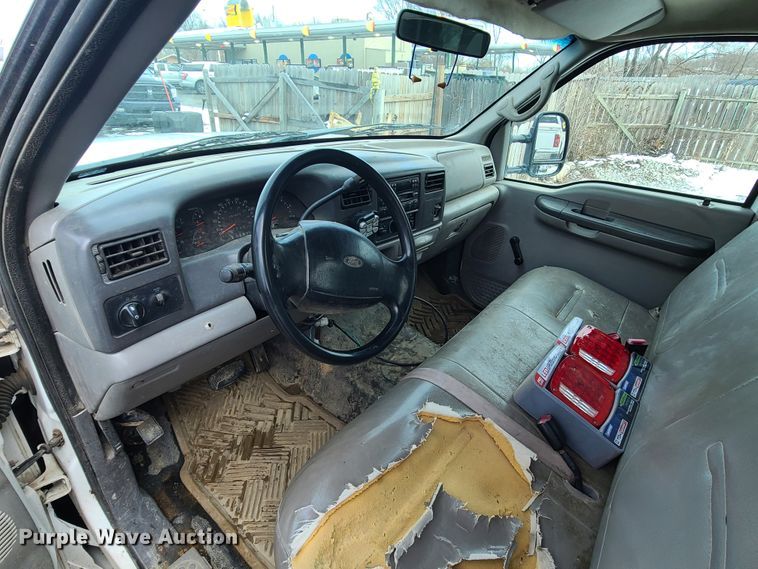 image for item GB9193 1999 Ford F450 Super Duty  dump truck