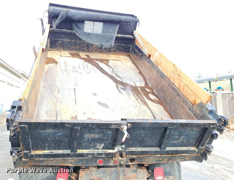 image for item GB9193 1999 Ford F450 Super Duty  dump truck