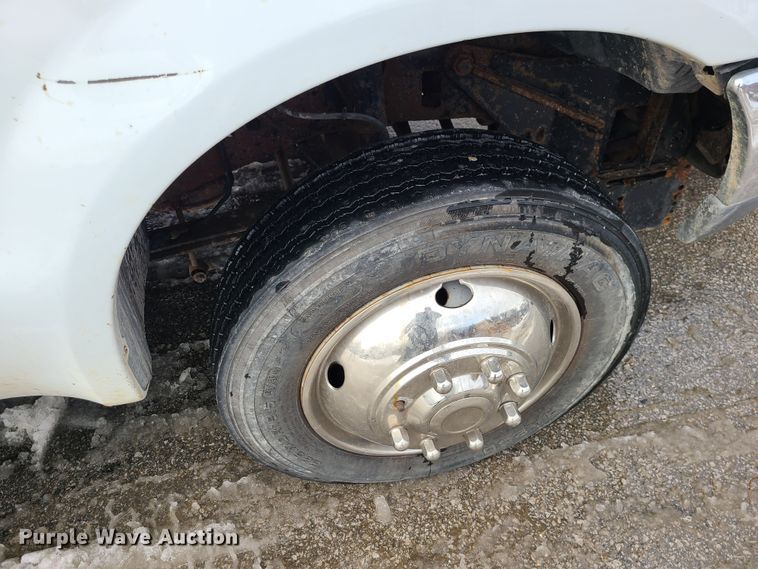 image for item GB9193 1999 Ford F450 Super Duty  dump truck