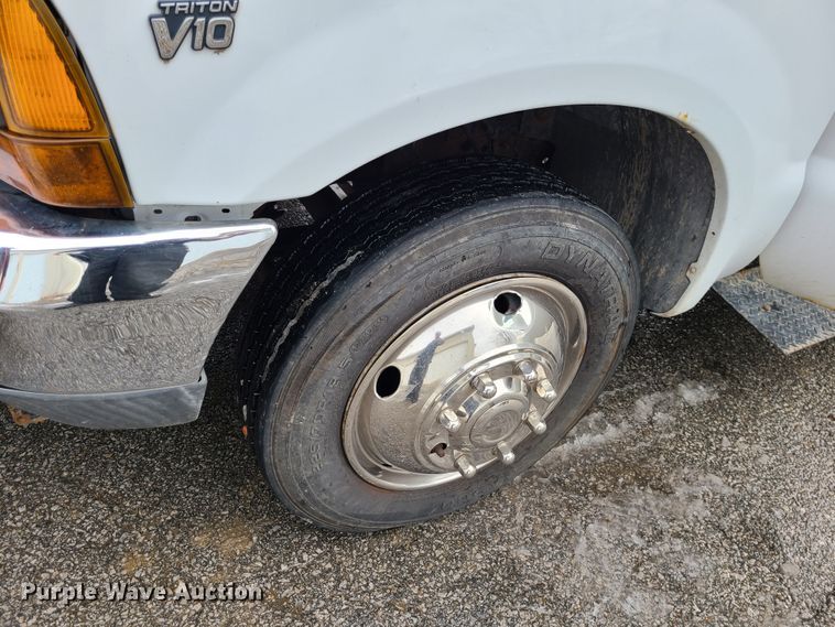 image for item GB9193 1999 Ford F450 Super Duty  dump truck