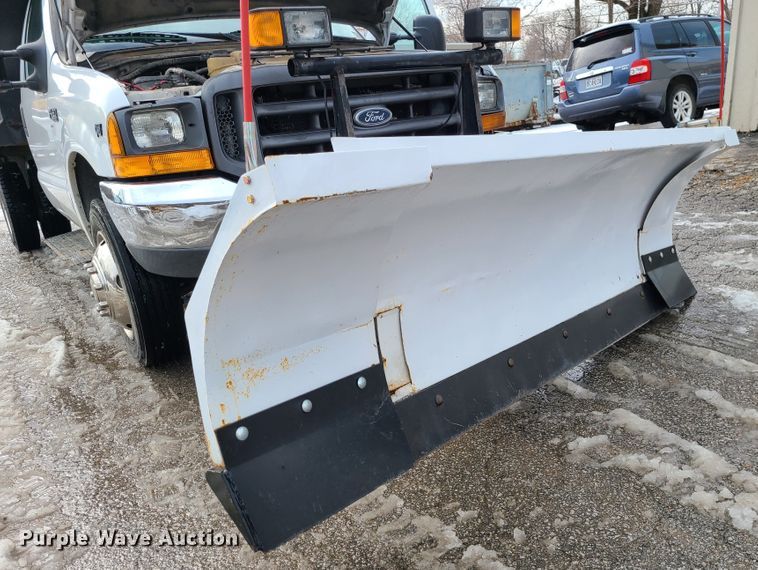 image for item GB9193 1999 Ford F450 Super Duty  dump truck