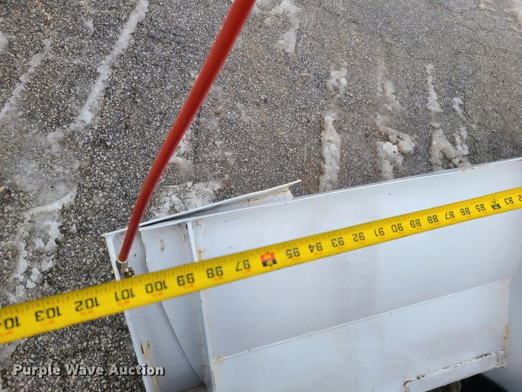 image for item GB9193 1999 Ford F450 Super Duty  dump truck