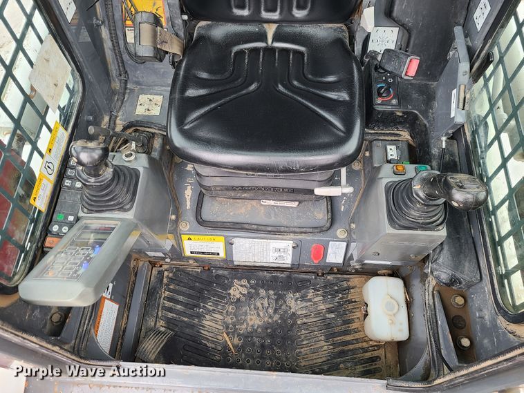 image for item GB9208 2016 Takeuchi TL12  tracked skid steer loader