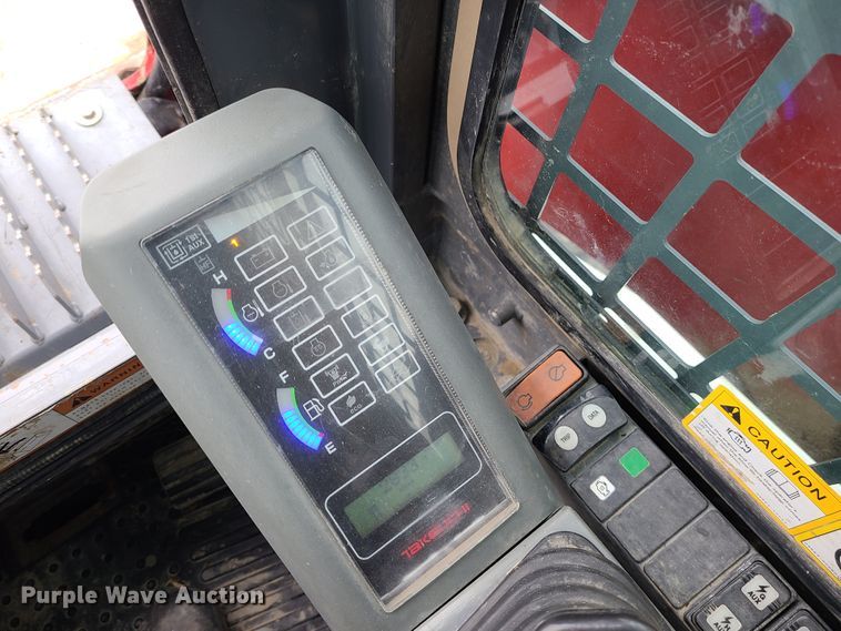 image for item GB9208 2016 Takeuchi TL12  tracked skid steer loader