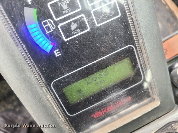 image for item GB9208 2016 Takeuchi TL12  tracked skid steer loader