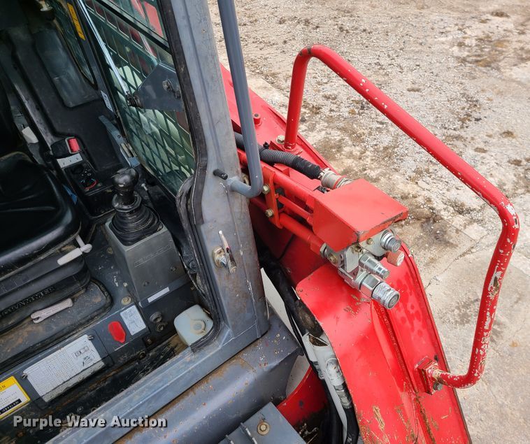 image for item GB9208 2016 Takeuchi TL12  tracked skid steer loader