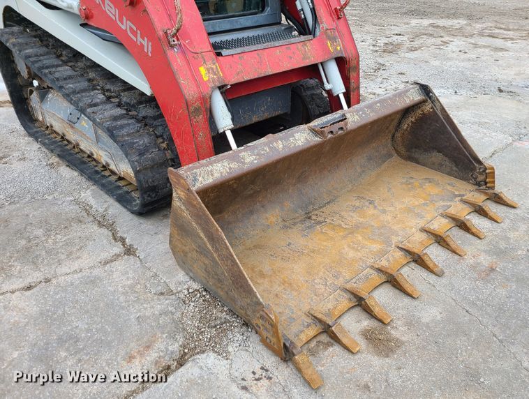 image for item GB9208 2016 Takeuchi TL12  tracked skid steer loader