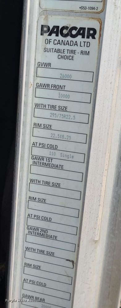 image for item GB9209 2016 Peterbilt 337  utility / service truck