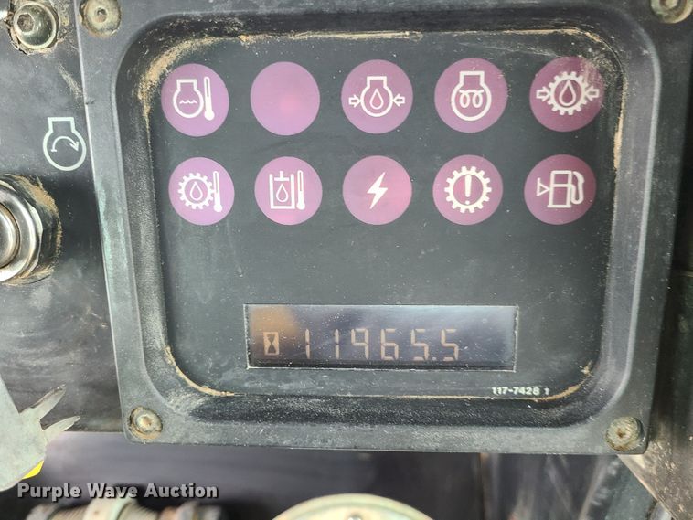 image for item GB9212 1999 Caterpillar 953C  track loader