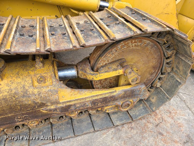 image for item GB9212 1999 Caterpillar 953C  track loader