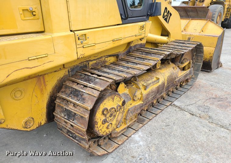 image for item GB9212 1999 Caterpillar 953C  track loader