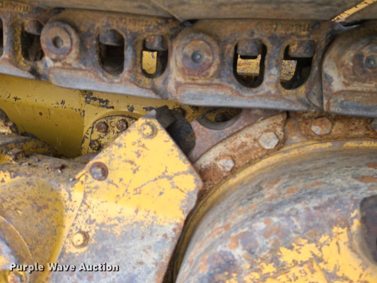 image for item GB9212 1999 Caterpillar 953C  track loader