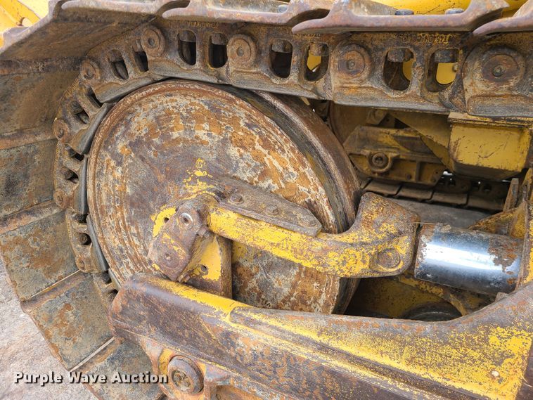 image for item GB9212 1999 Caterpillar 953C  track loader