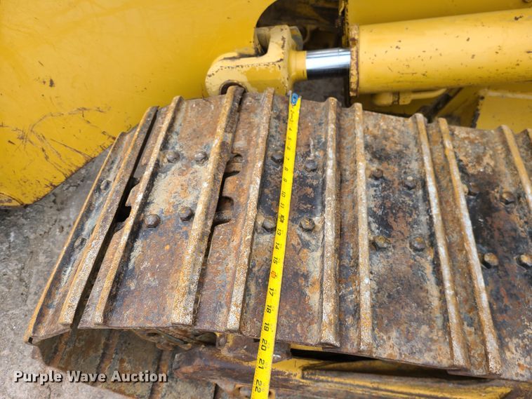 image for item GB9212 1999 Caterpillar 953C  track loader