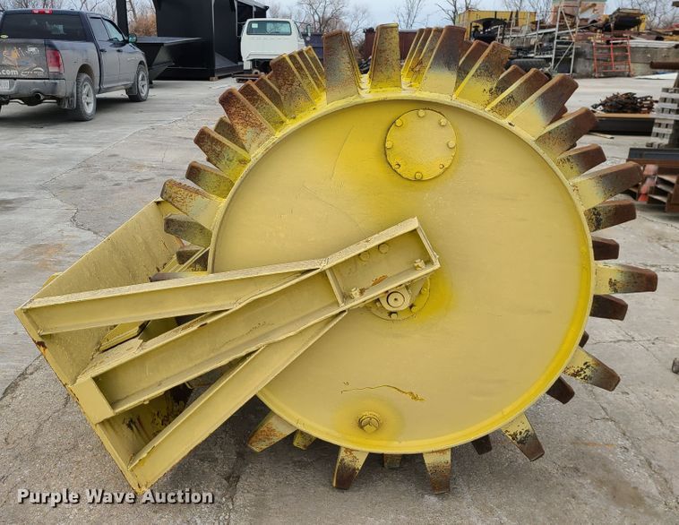 image for item GB9215 Wedge foot excavator roller