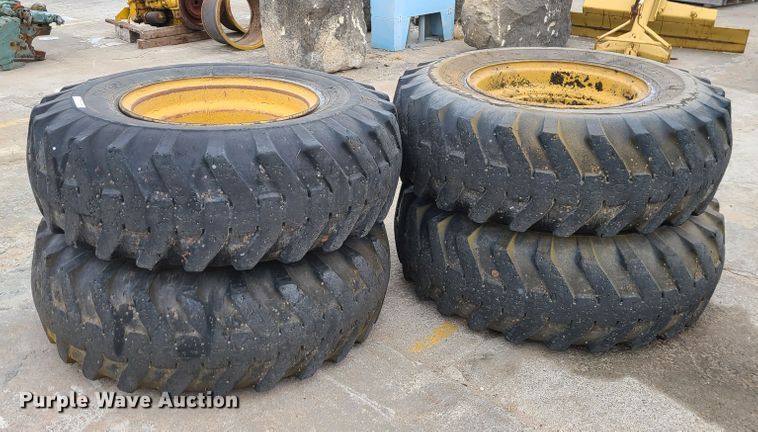 image for item GB9221 17.5R25 tires and wheels