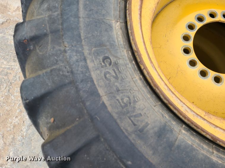 image for item GB9221 17.5R25 tires and wheels