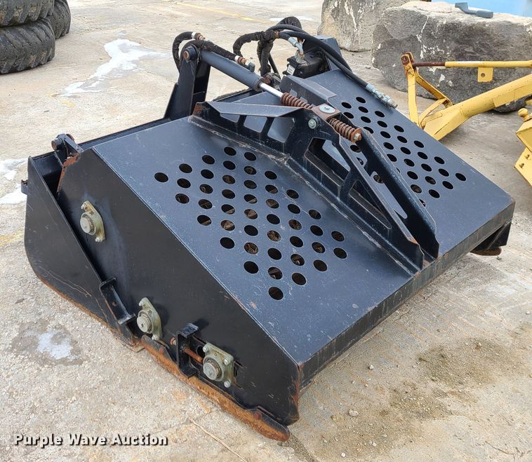 image for item GB9226 2005 Caterpillar LR15B  60" W skid steer landscape rake