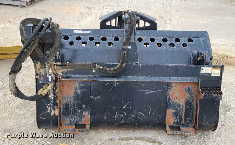 image for item GB9226 2005 Caterpillar LR15B  60" W skid steer landscape rake