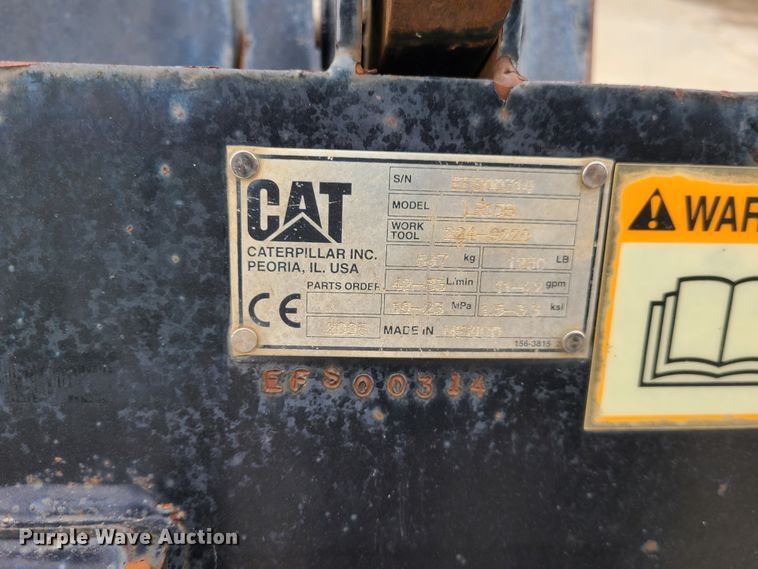 image for item GB9226 2005 Caterpillar LR15B  60" W skid steer landscape rake