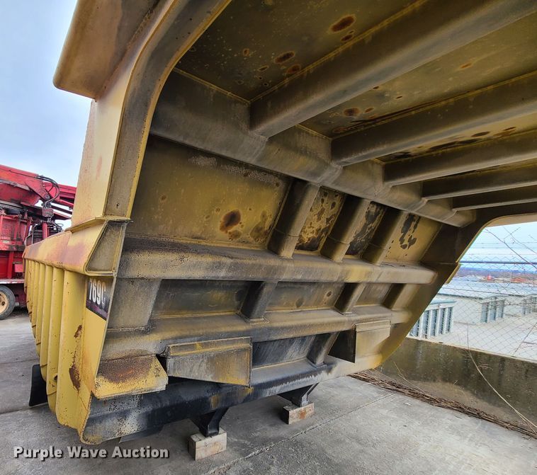 image for item GB9233 Caterpillar  haul truck dump bed