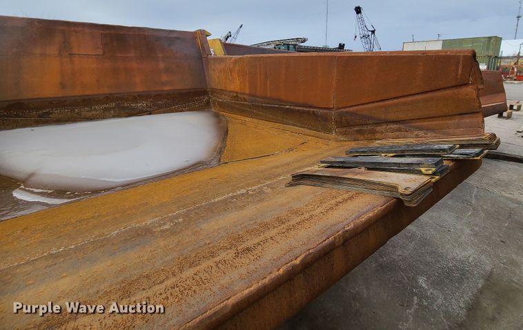 image for item GB9233 Caterpillar  haul truck dump bed