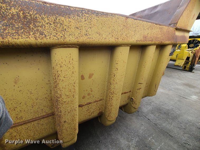 image for item GB9233 Caterpillar  haul truck dump bed