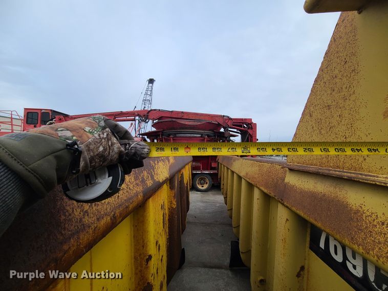 image for item GB9233 Caterpillar  haul truck dump bed