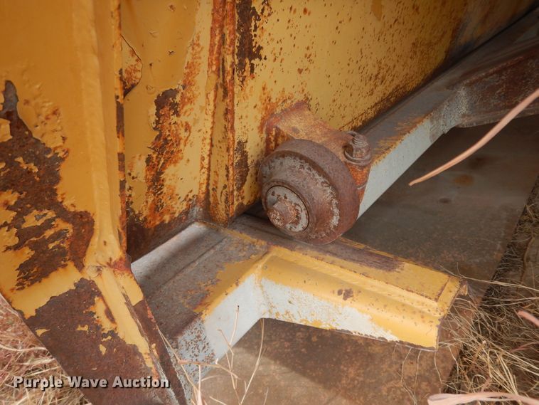 image for item HC9237 Noble 417  scraper