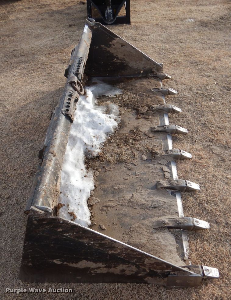 image for item IE9501 Bobcat 80" W skid steer bucket