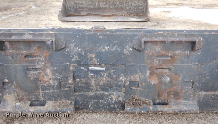 image for item IE9501 Bobcat 80" W skid steer bucket