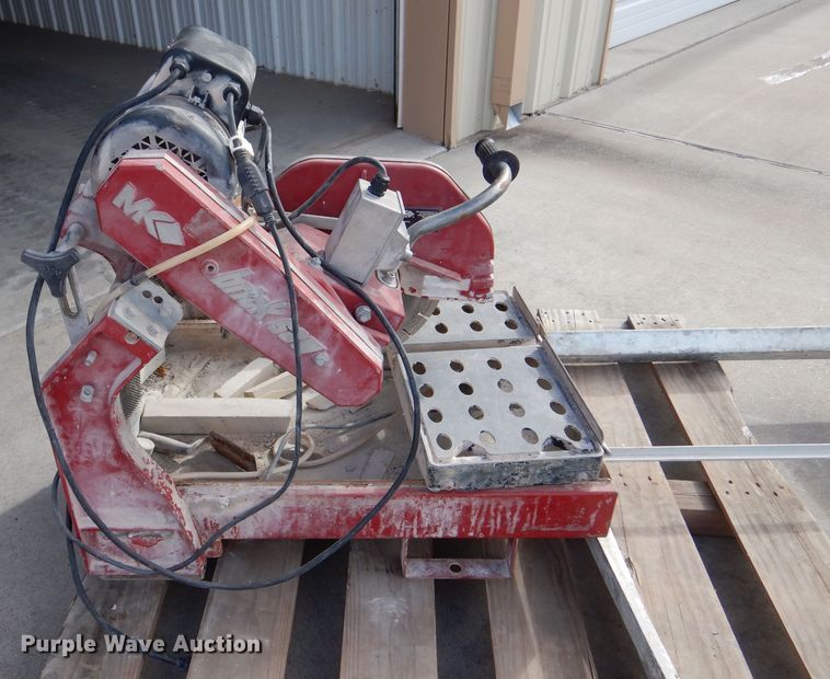 image for item IE9507 2013 MK Diamond MK-2001SV brick saw