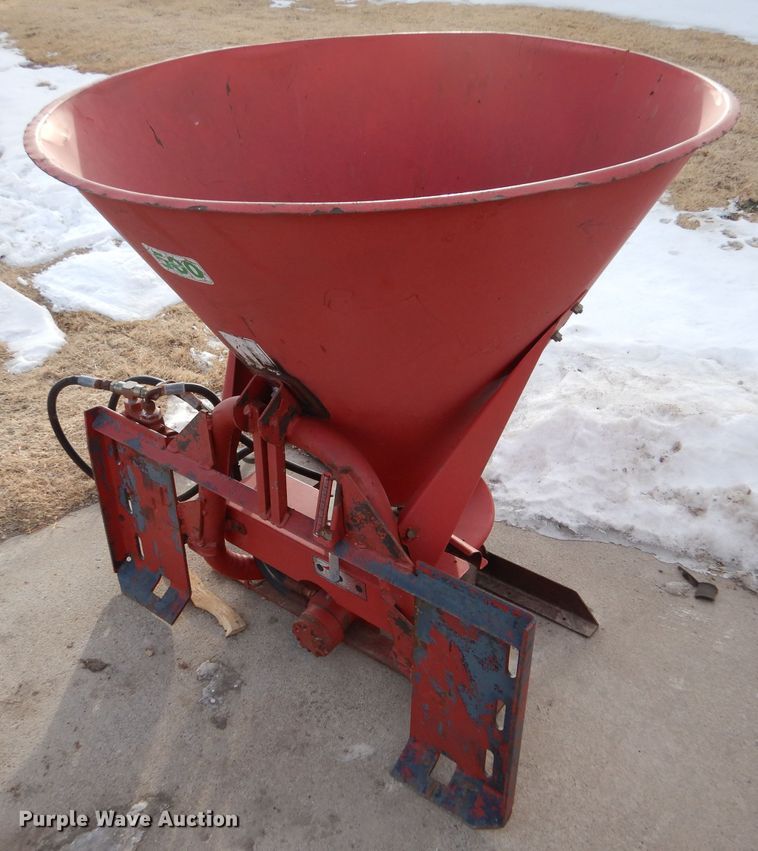 image for item IE9517 Agrex 500 skid steer spreader