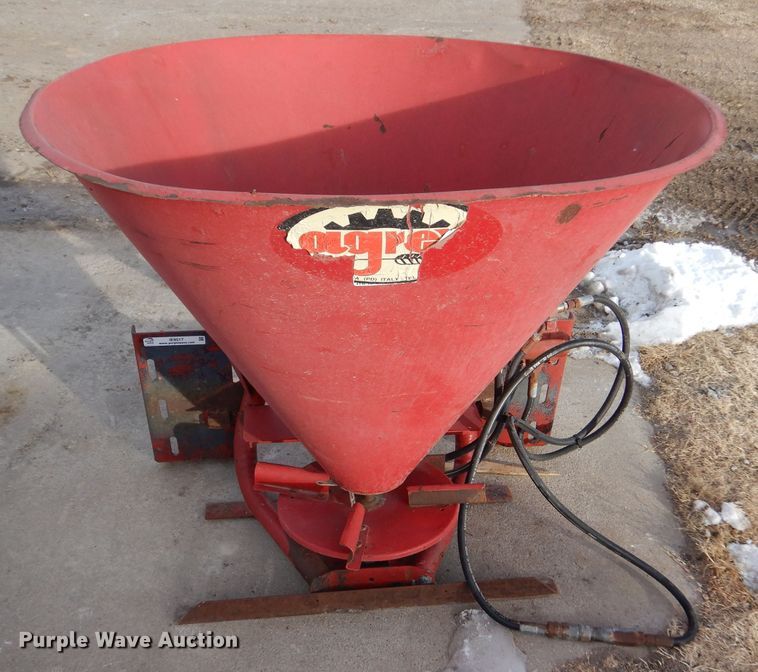 image for item IE9517 Agrex 500 skid steer spreader