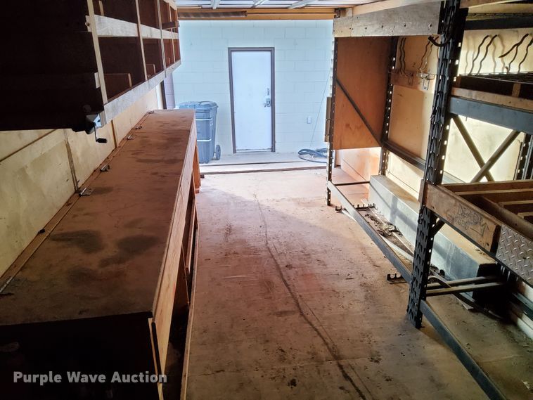 image for item IE9523 2016 Lark United  enclosed cargo trailer