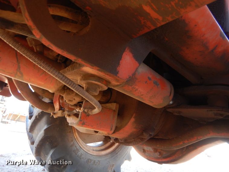 image for item IE9566 1999 Ditch Witch 7610  trencher