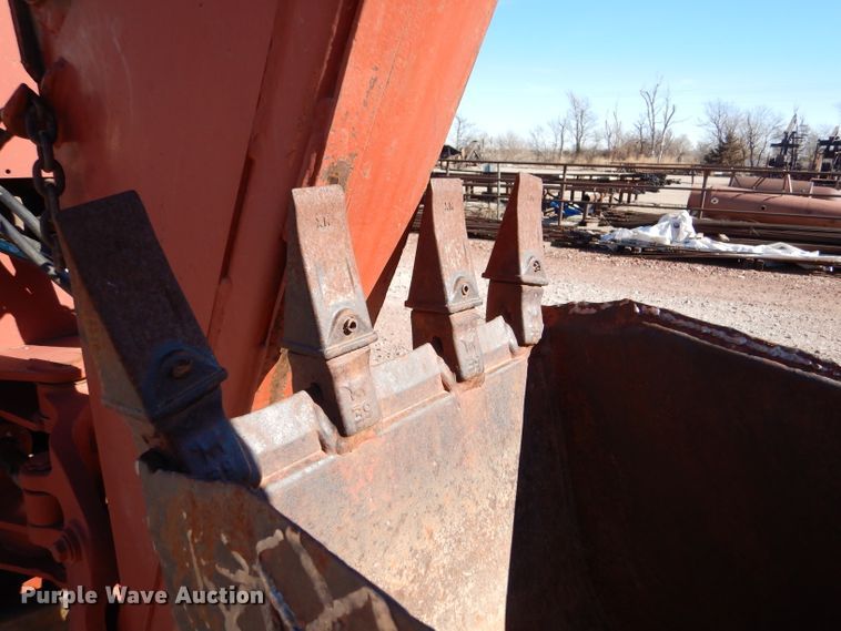 image for item IE9566 1999 Ditch Witch 7610  trencher