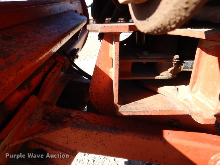 image for item IE9566 1999 Ditch Witch 7610  trencher