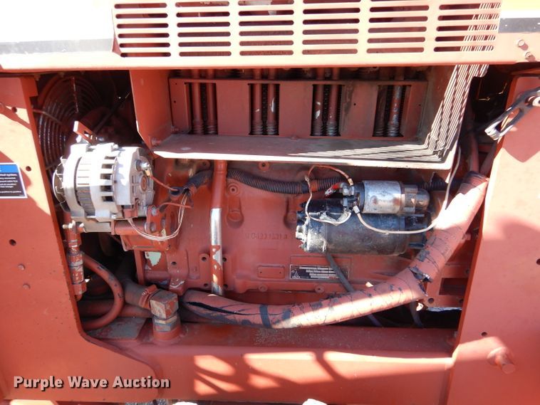 image for item IE9566 1999 Ditch Witch 7610  trencher