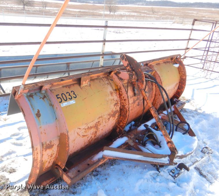 image for item IH9150 120" W snow plow