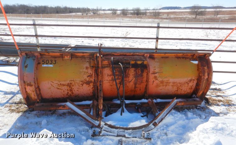 image for item IH9150 120" W snow plow